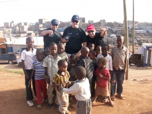 ΠΑΡΑΓΚΟΥΠΟΛΕΙΣ ΝΑΙΡΟΜΠΙ-ΚΕΝΥΑ 2010